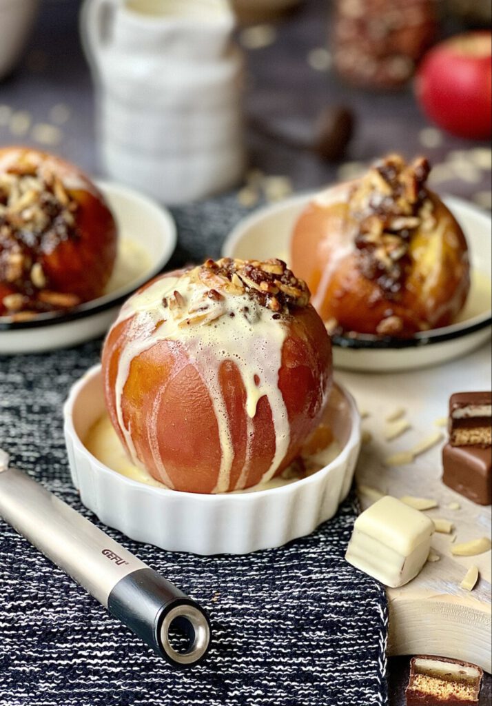 Weihnachtliche Bratäpfel mit Vanillesauce - Von Januar bis Dezember Weihnachtliche Bratäpfel mit Vanillesauce - Von Januar bis Dezember
