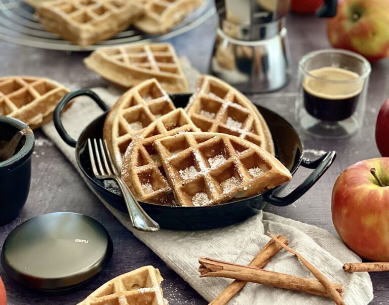 Apfel-Zimt-Waffeln - Von Januar bis Dezember