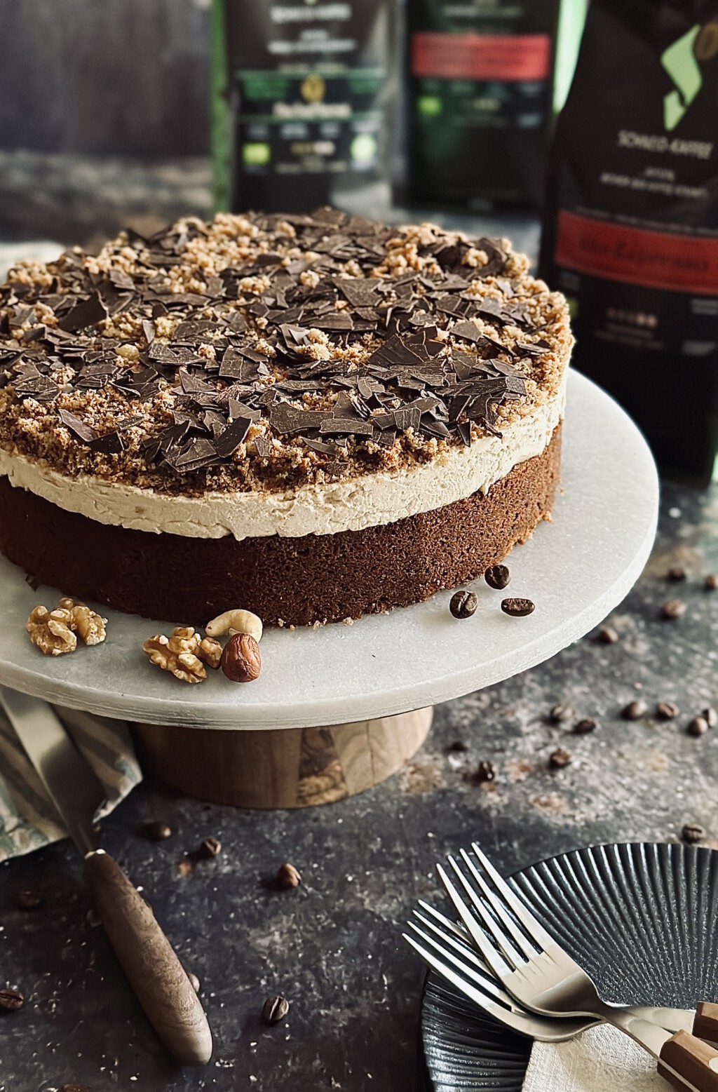 Schneid Espresso Nuss Torte - Von Januar bis Dezember Schneid Espresso Nuss Torte - Von Januar bis Dezember